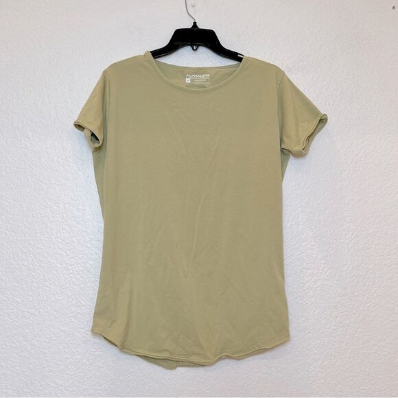 Alphalete Lifestyle Fit Raw Hem Short Sleeve T-Shirt in Pistachio Green size Med - Picture 1 of 7